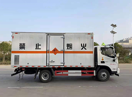 枣庄爆破器材运输车