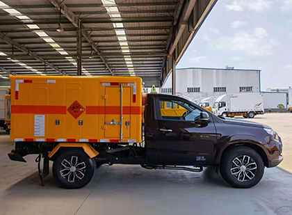 枣庄爆破器材运输车